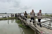 Dukung ekonomi masyarakat, Polda Metro Jaya bangun jembatan di Bekasi
