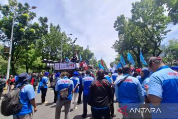 Buruh akan gelar aksi protes terkait besaran UMP Jakarta selama dua hari