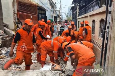 Ledakan akibat kebocoran gas terjadi di Jakbar